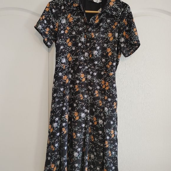 Piper & Scoot Clifton Dress - XS or Small - NWT - Black floral boutique midi - Picture 2 of 4